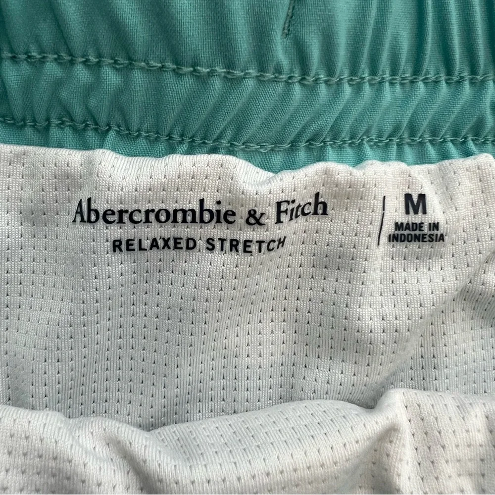 Abercrombie & Fitch these abercrombie
